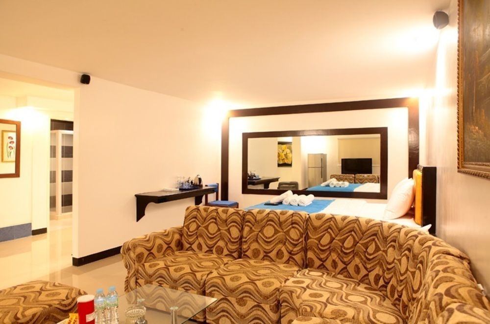 Vf Four Season Hotel Анхелес Экстерьер фото